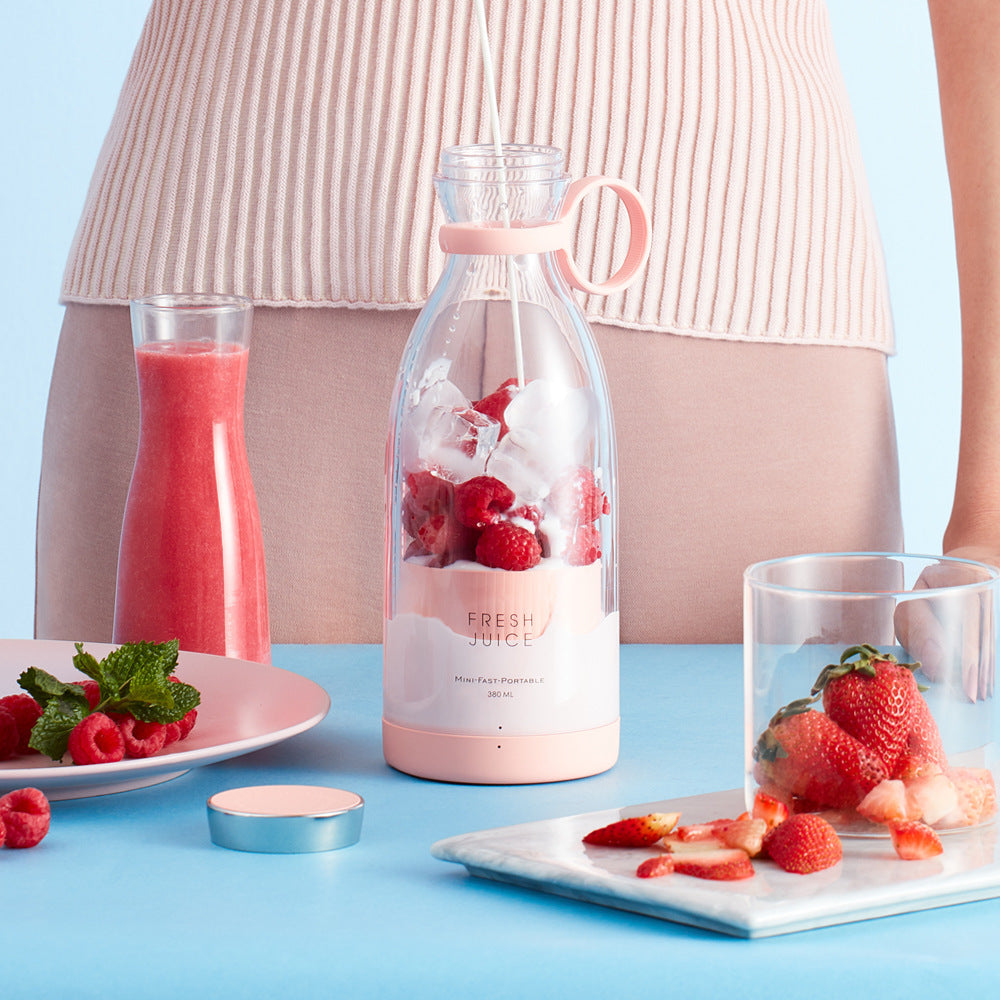 Portable Rechargeable Fruit Juicer Blender